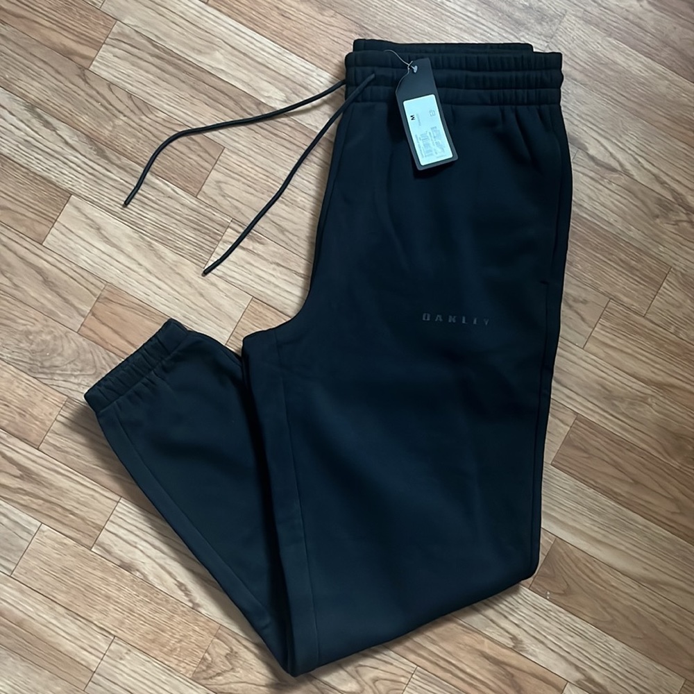 Oakley Canyon View Jogger
